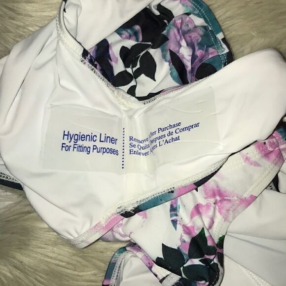 NEW ModCloth Pamela One-Piece Floral Swimsuit - Picture 9 of 9